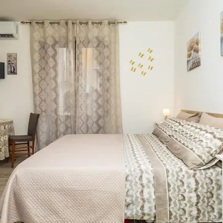 La Gioia Guest house *