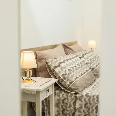 ゲストハウス La Gioia